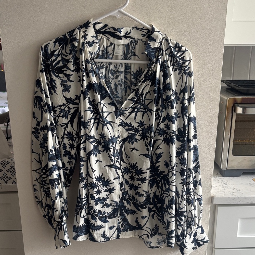 H&M Navy and White Floral Blouse